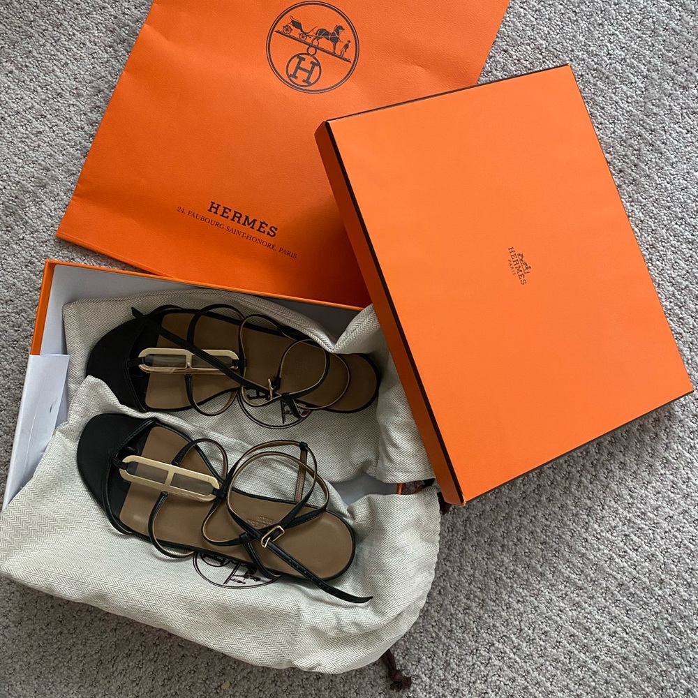 Hermes leather ankle strap sandals 36.5 black